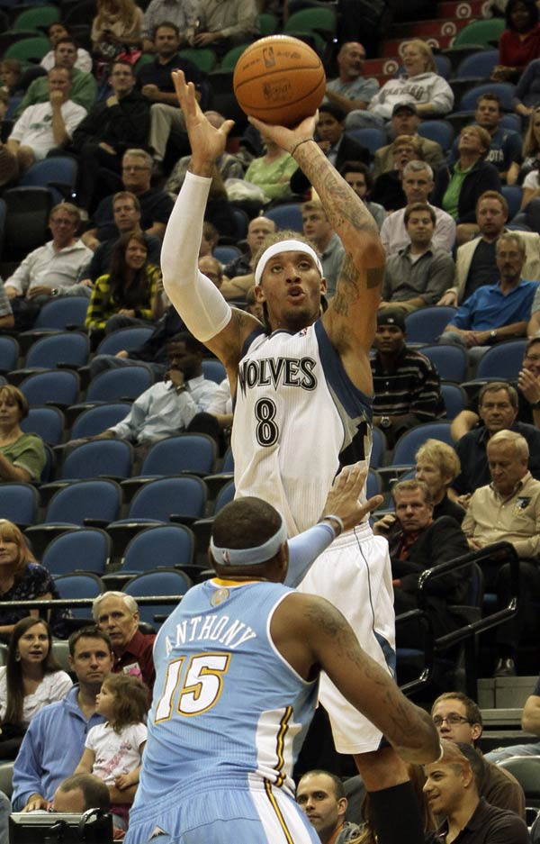 表现十分突 表现十分突